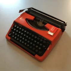 Schreibmaschine aus dem Vorlass von Franz Weinzettl
